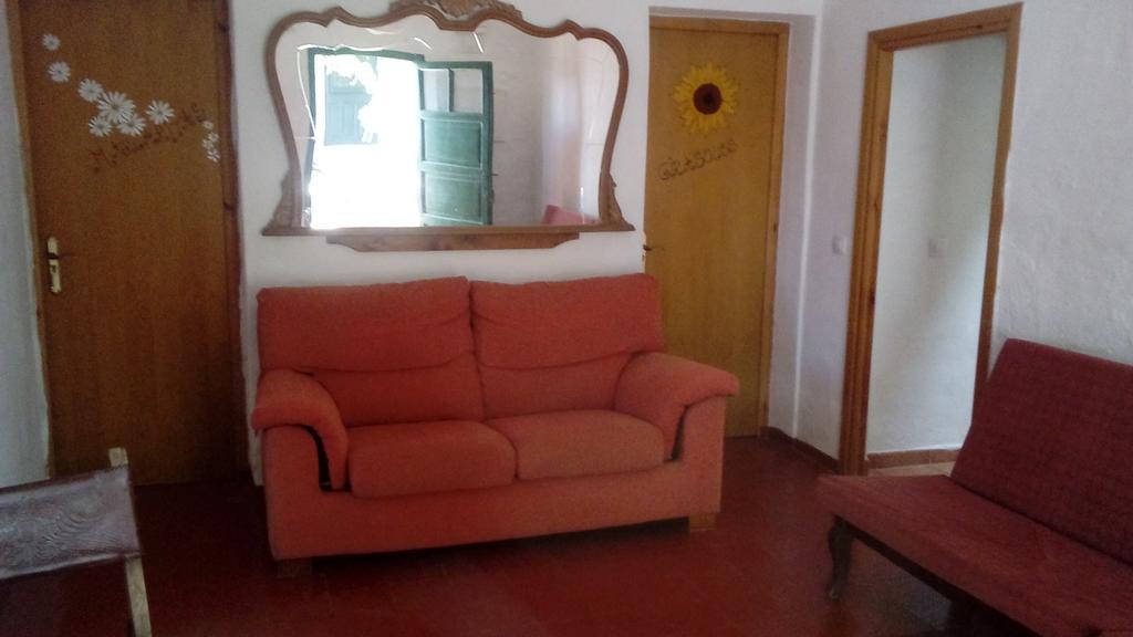 Es Barranco Guest House Ferreries Exterior photo